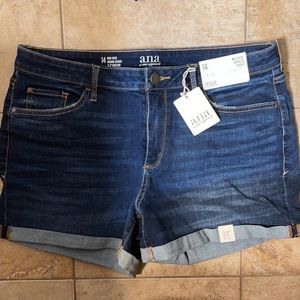 Women’s jean shorts brand new with tags size 14